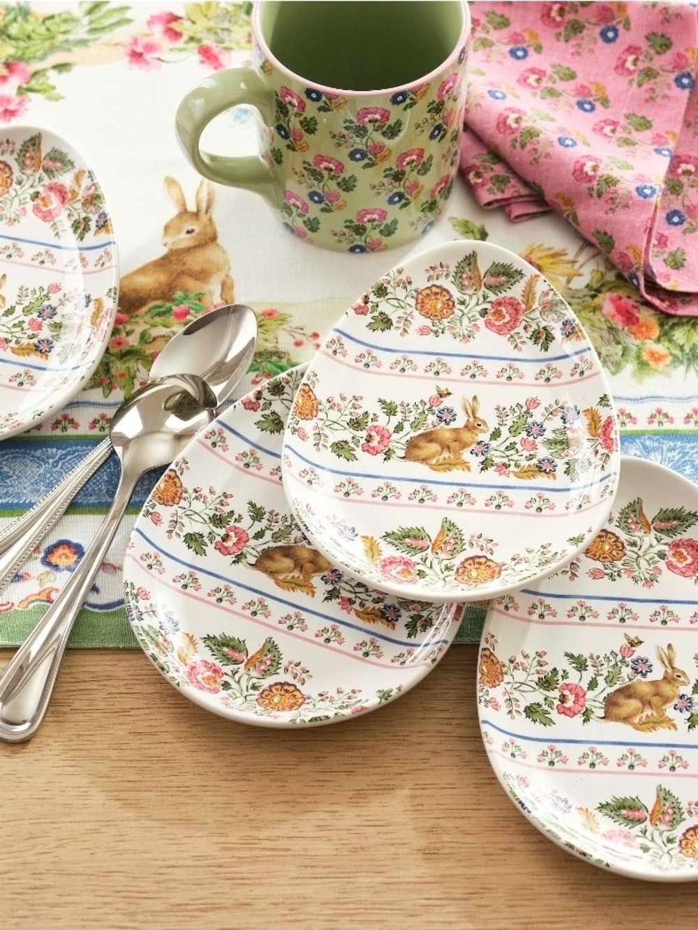 Pottery Barn Floral Bunny Ceramic Appetizer Plates Set Of 4